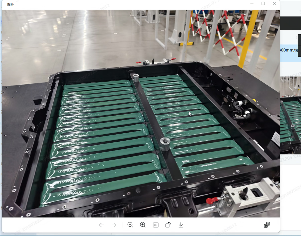 Vision-guided Intelligent Fabric Cutting